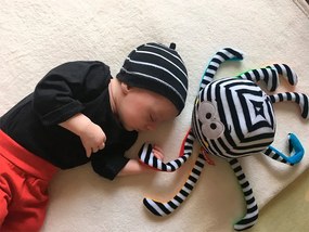 Mom’s Care – chobotnica – čierna a biela