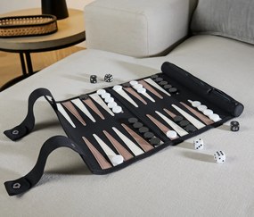 Zvinovacia hra backgammon