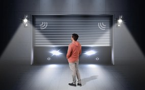 BERGE LED reflektor 10W 900lm so senzorom pohybu, súmrakový reflektor IP65