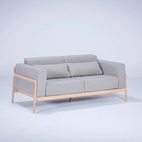 Sivá pohovka s konštrukciou z masívneho dubového dreva Gazzda Fawn, 180 cm