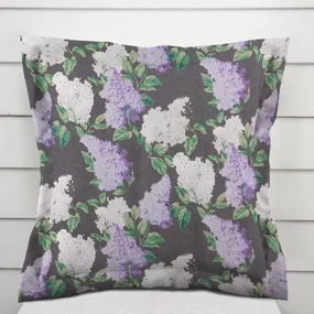 Biante Bavlnená obliečka na vankúš s lemom Sandra SA-384 Kvety orgovánu na sivom 50 x 60 cm