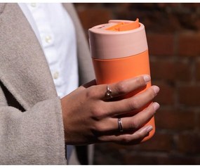 Oranžový cestovný hrnček 450 ml Sipp – Joseph Joseph