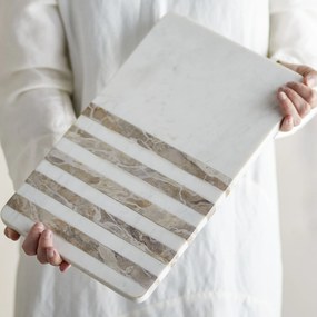 Bloomingville Mramorová doska na krájanie Novelle 38 cm