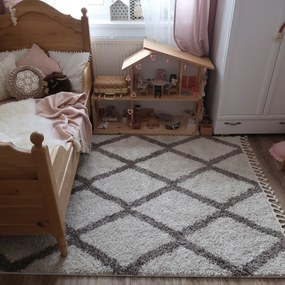 Behúň BERBER TROIK, krémový, strapce