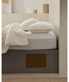 Sivá čalúnená dvojlôžková posteľ s úložným priestorom 160x200 cm Matters – Kave Home