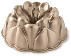 Nordic Ware Hliníková forma na bábovku Magnolie Karamel 2,4 l