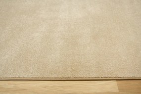 Metrážny koberec 68 pieskový/béžový