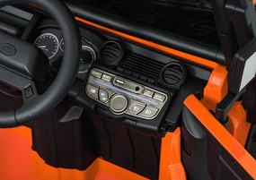 Ramiz Land Rover Defender 110 SVX Koncepčné vozidlo Oranžová