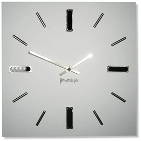 Biele hodiny BRILLIANT 30 cm so striebornými doplnkami