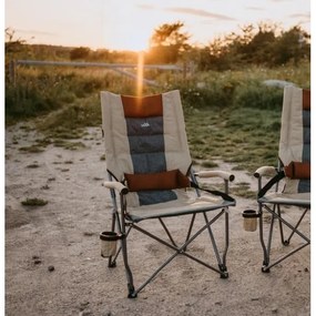 Skladacia kempingová stolička hnedá