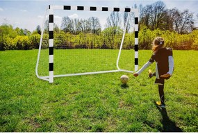 Neo-Sport Futbalová bránka 300 x 200 x 90 cm NS-465 čierna a biela
