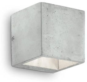 Nástenné svietidlo Kool z cementu, výška 10 cm