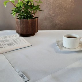 Vodoodpudivý behúň na stôl Aleksa 40 × 180 cm – biely
