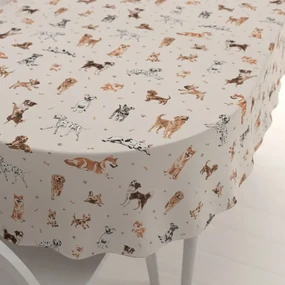 Biante Bavlnený oválny obrus Sandra SA-620 Psí kamaráti na krémovom 50x100 cm