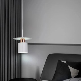 Elegantná lampa s moderným dizajnom biela