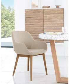 Béžové čalúnené jedálenské kreslo s podrúčkami Konna – Kave Home