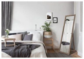 Stojacie zrkadlo s hnedým rámom Styler Sicilia, 46 x 146 cm