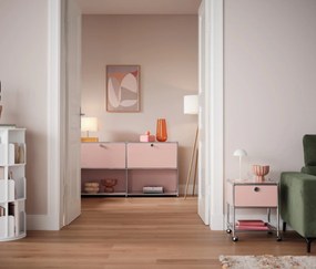 Otočná polica na knihy