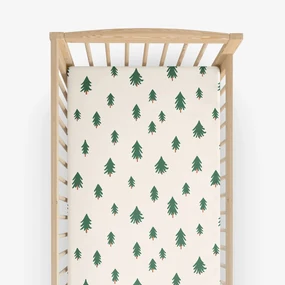 Goldea bavlnená napínacia plachta do detské postieľky - stromčeky na režnom 70 x 140 cm