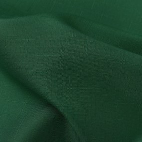 Goldea vianočný oválny teflónový obrus - tmavo zelený 140 x 200 cm