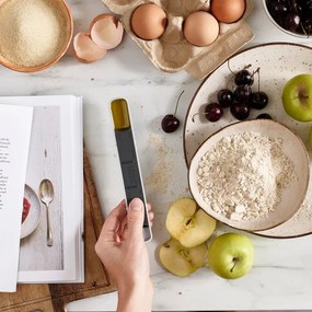 Modrá nastaviteľná odmerka Joseph Joseph Measure-Up