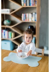 Svetlomodré silikónové prestieranie Kindsgut Bear, 48 x 25 cm