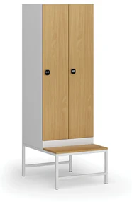 Šatníková skrinka s lavičkou, 2 oddiely, 1875 x 600 x 500/800 mm, zámok s čítačkou RFID kariet, laminované dvere, buk