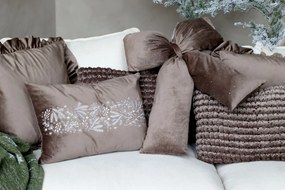 Mocca obliečka na vankúš Aix s výšivkou vetvičiek – 50*35 cm