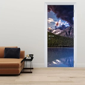 Fototapeta na dvere - Jazero a hory (95x205cm)