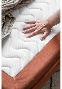 Zamatová rozkladacia pohovka v tehlovej farbe 225 cm Charming Charlie – Miuform