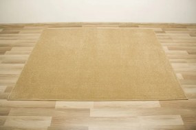 Metrážny koberec Forest 50 medový