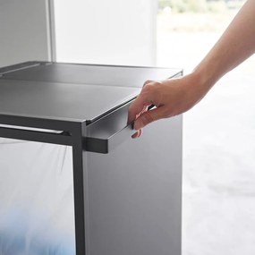 Čierny kovový odpadkový kôš na triedený odpad Tower – YAMAZAKI