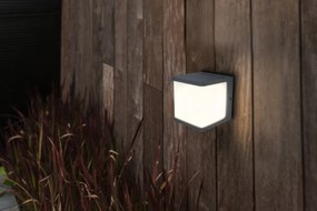 LUTEC Vonkajšie solárne nástenné LED svietidlo DOBLO so senzorom, 7,5 W, denné biele svetlo, sivé, IP54