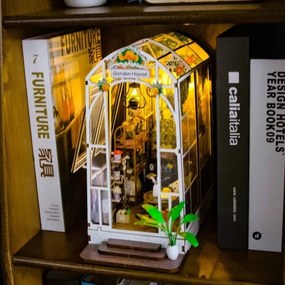 2Kids Toys - Miniatúrny záhradný domček, napájanie 2x AAA