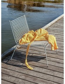 Biele kovové záhradné kreslo String – Hübsch