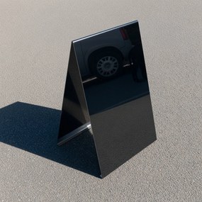Toptabule.sk  Reklamný stojan Áčko - dizajnový kovový pútač MIRROR