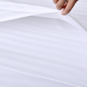 Hotelové obliečky z mikrovlákna JASMINE biele - prúžok 2 cm Rozmer obliečky: 70 x 80 cm | 140 x 200 cm
