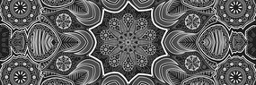 Obraz indická Mandala s kvetinovým vzorom v čiernobielom prevedení - 135x45