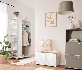 Taburetka s úložným priestorom