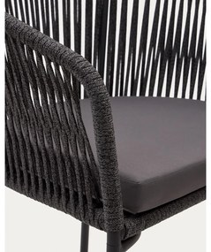 Čierna kovová/polstrovaná záhradná stolička Yanet – Kave Home