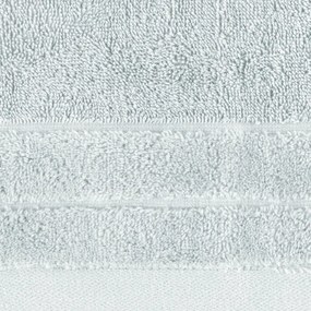 Klasický strieborný uterák DAMLA s jemným pásom Rozmer: 50 x 90 cm