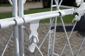 Oblúk na ruže Mel s bránkou - Biela