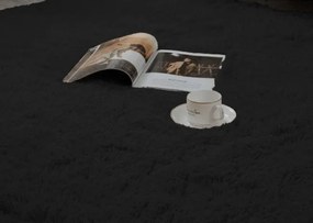 Protišmykový koberec SHAGGY čierny