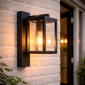 Vonkajšia nástenná lampa čierna IP44 so senzorom súmraku - Charlois