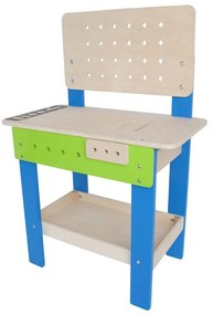 Pracovný stôl s náradím