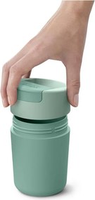 Cestovný hrnček v mentolovej farbe 340 ml Sipp – Joseph Joseph