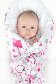 Klasická šnurovacia zavinovačka New Baby ružové srdiečka