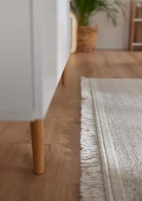 Koberec Agnella Noble Nizer svetlosivý strapce