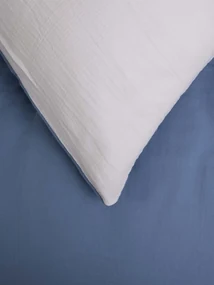 Mušelínová obliečka na vankúšik 40 × 40 cm Alexia Duo - modrá/krémová