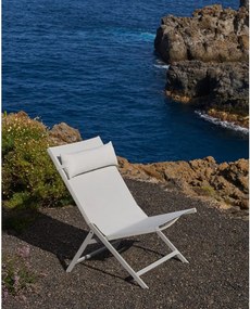 Biele kovové záhradné kreslo Canutells – Kave Home